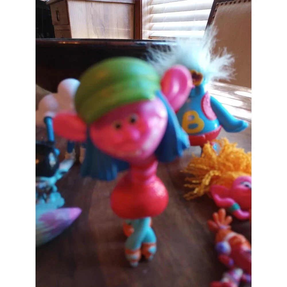Lot of 7 Trolls Cloud Collectibles Toys Boys Girls Movie